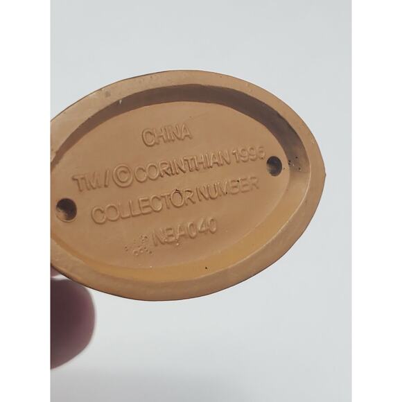 JUWAN HOWARD Washington Bullets 1996 Corinthian Headliners Figure NBA 040 - Picture 7 of 7